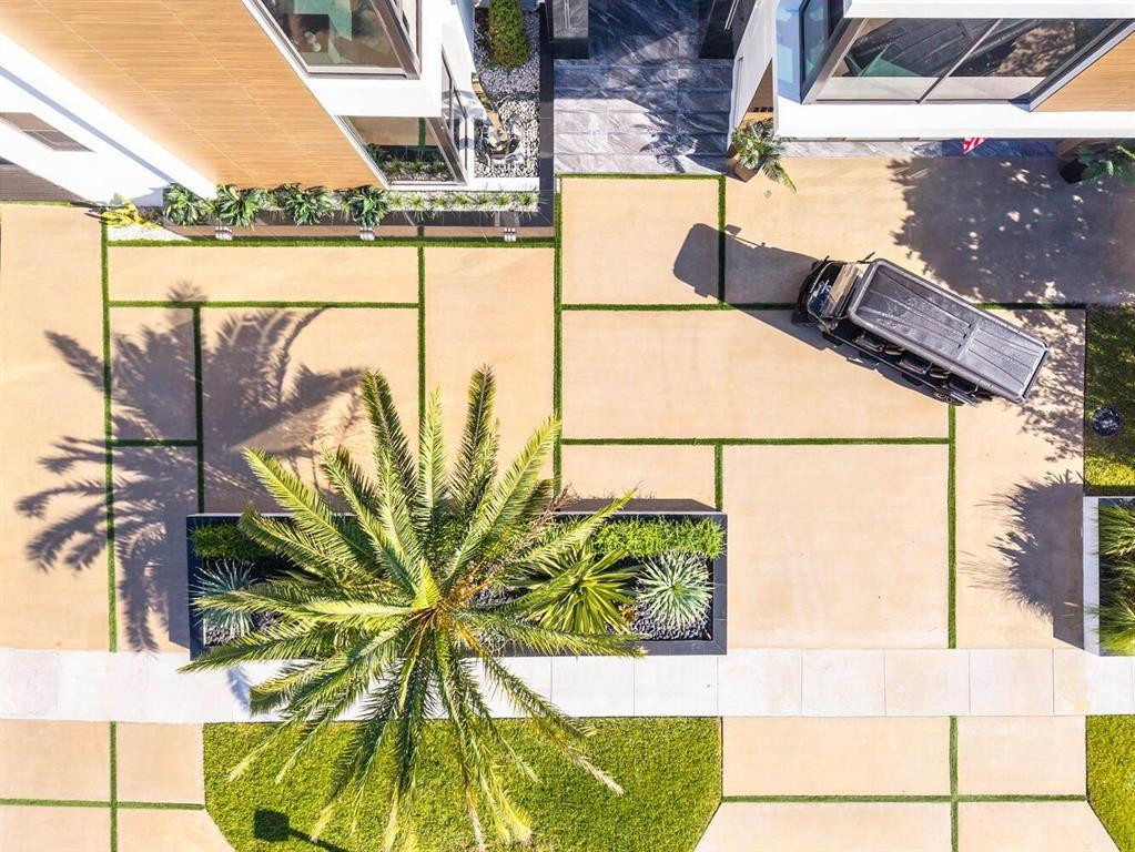 2581 Northeast 50th Street Lighthouse Point, FL 33064 - Photo 82 of 83 Photo 82