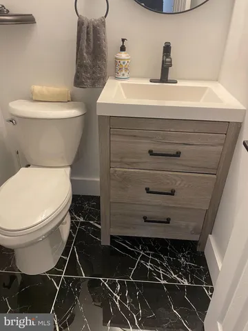 $1,900 | 8917 Old Courthouse Road, Vienna, VA 22182