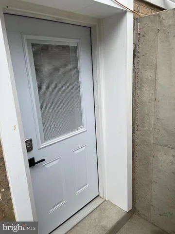 $1,900 | 8917 Old Courthouse Road, Vienna, VA 22182