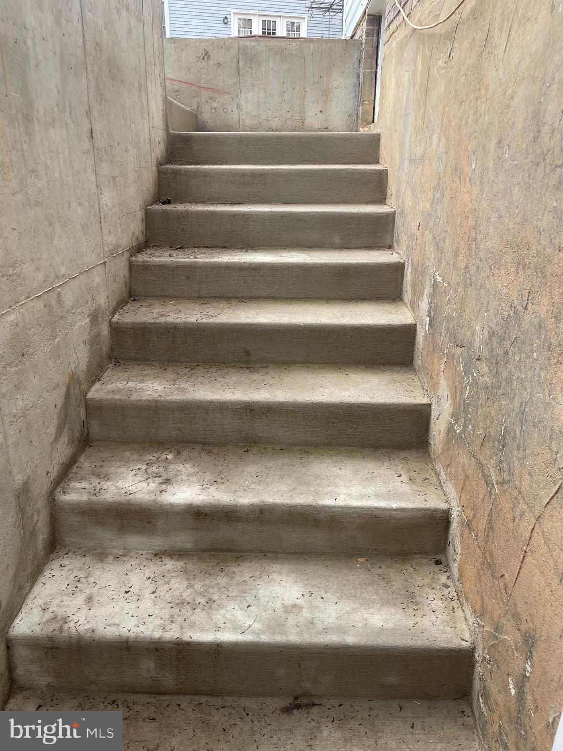 8917 Old Courthouse Road Vienna, VA 22182 - Photo 17 of 17