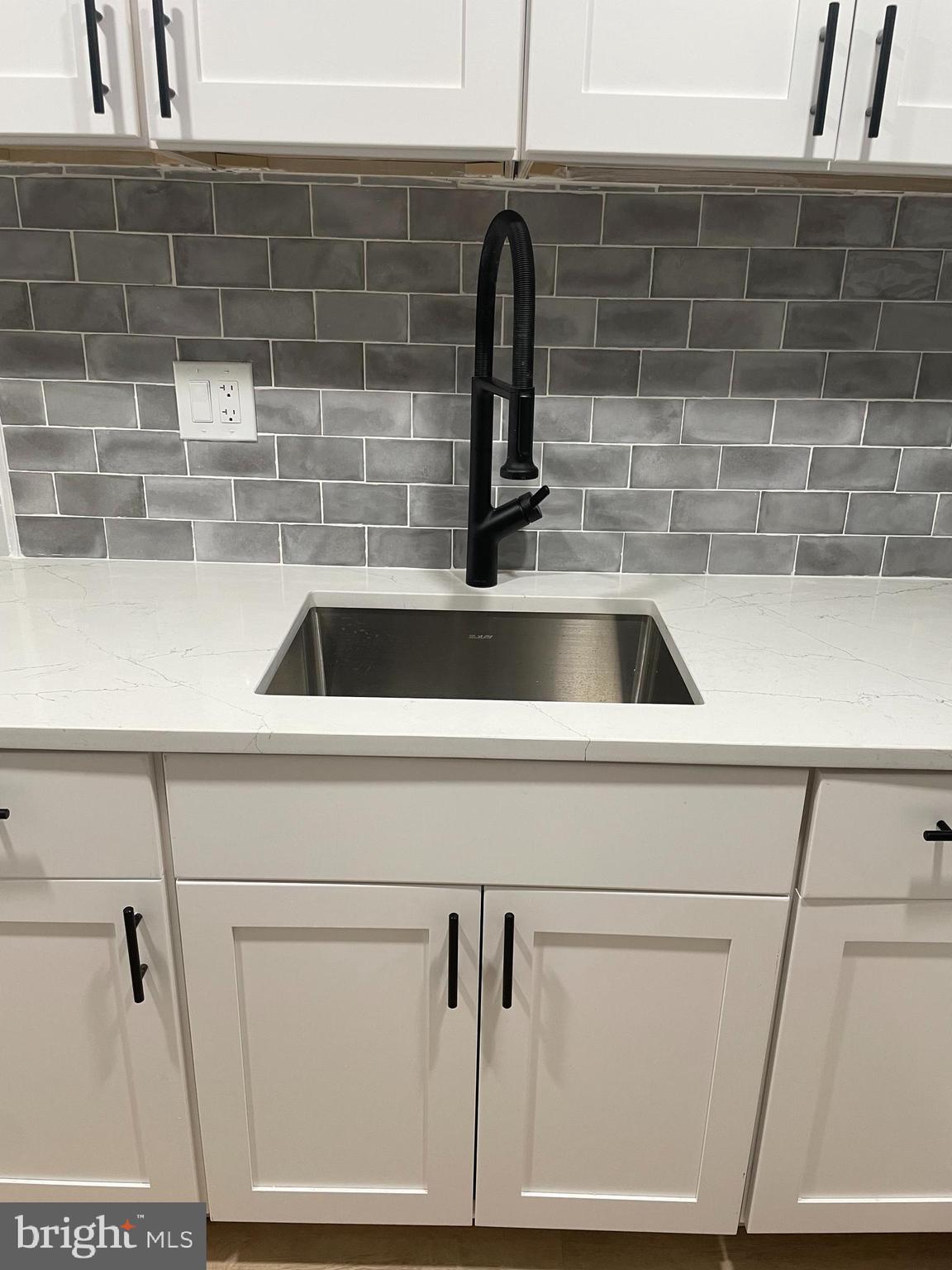 8917 Old Courthouse Road Vienna, VA 22182 - Photo 3 of 17