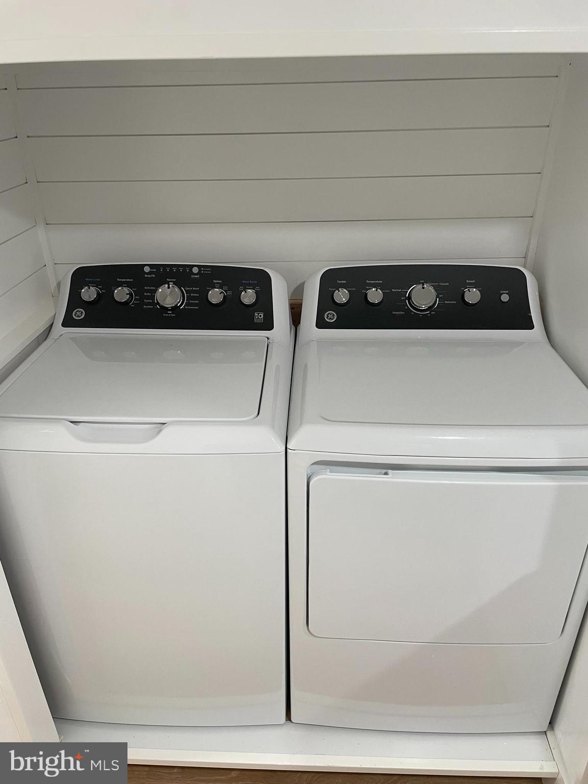 8917 Old Courthouse Road Vienna, VA 22182 - Photo 5 of 17