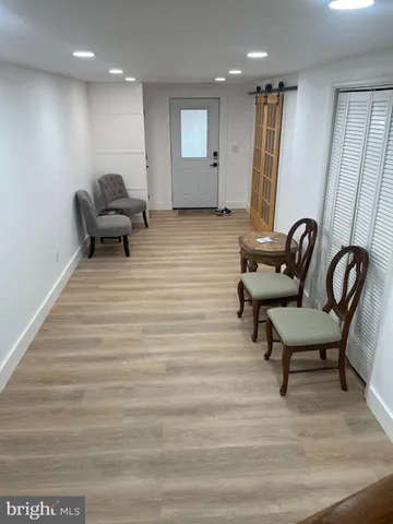 $1,900 | 8917 Old Courthouse Road, Vienna, VA 22182