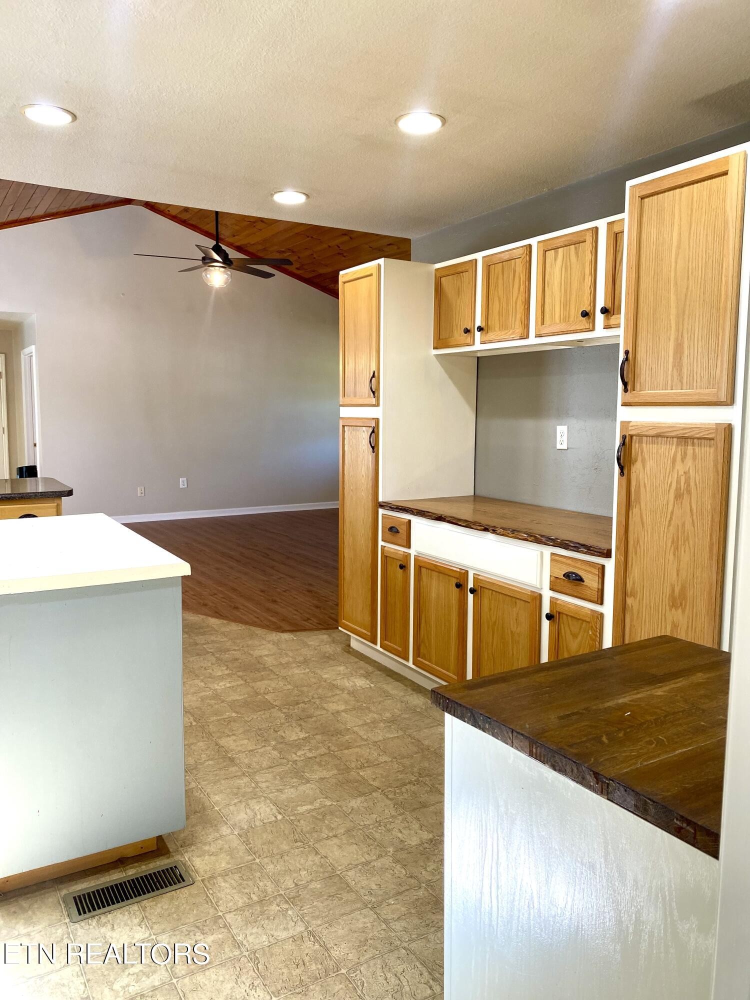 185 Jenkins Road Tellico Plains, TN 37385 - Photo 28 of 46 Gallery Image 28