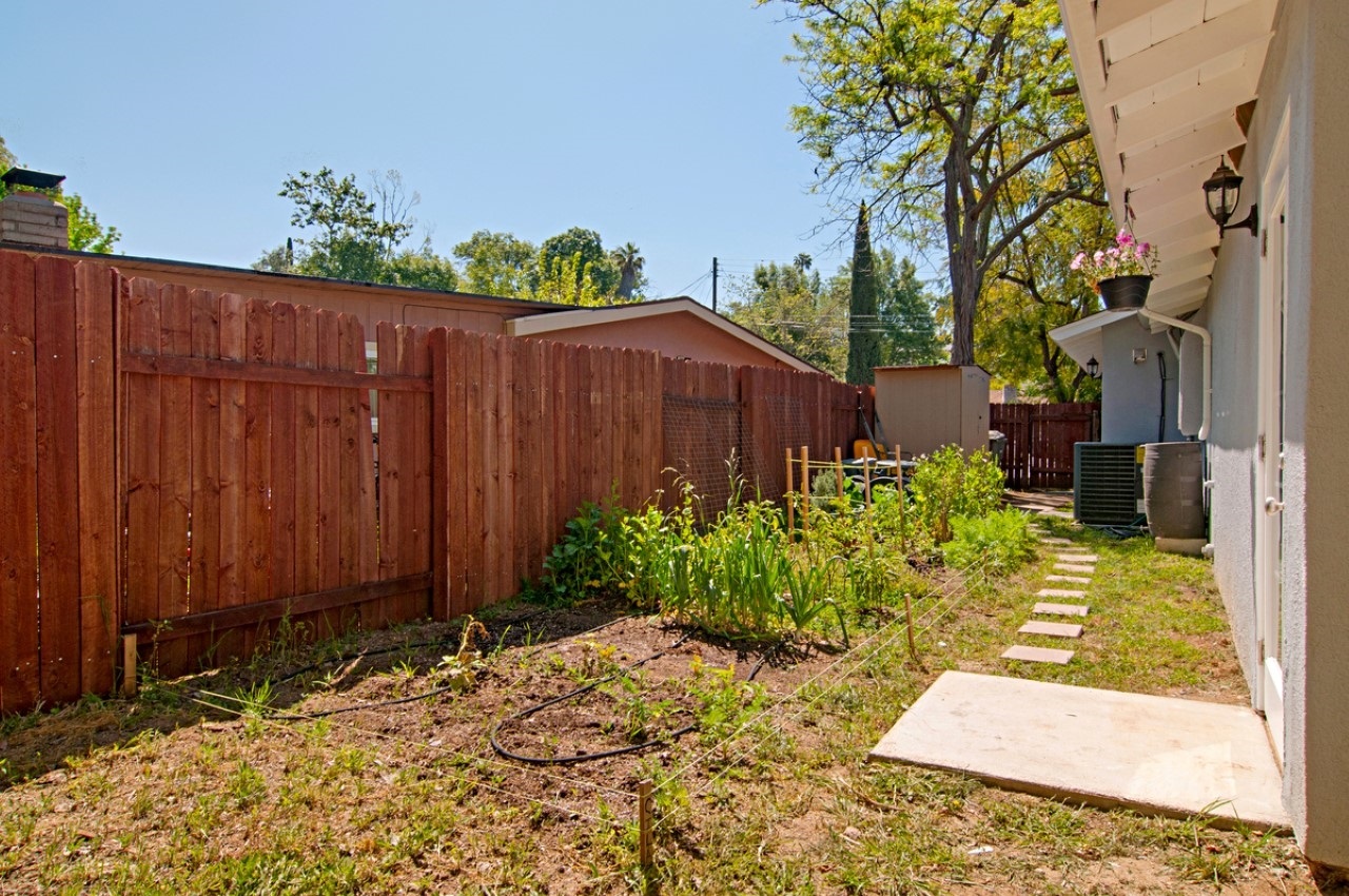 722 Hackberry Place Fallbrook, CA 92028 - Photo 20 of 24