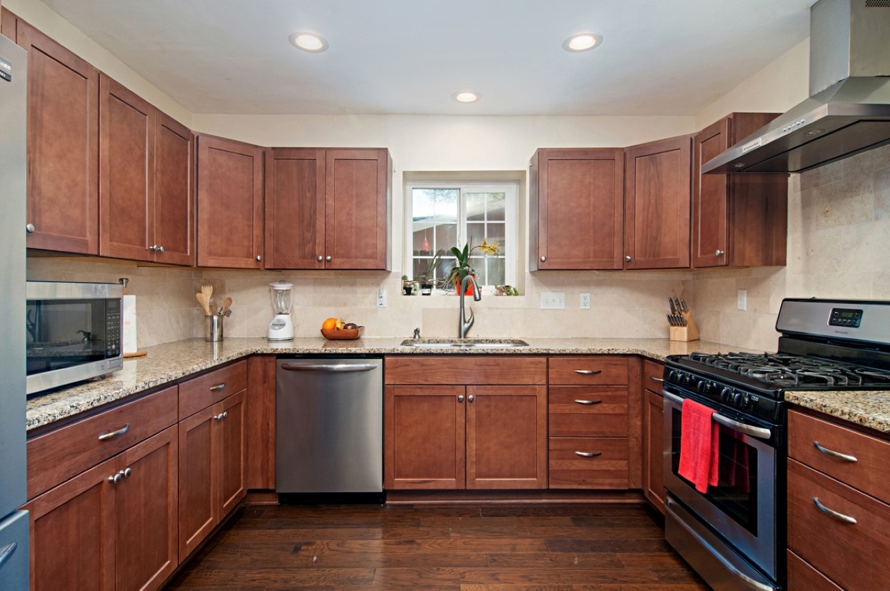 722 Hackberry Place Fallbrook, CA 92028 - Photo 4 of 24