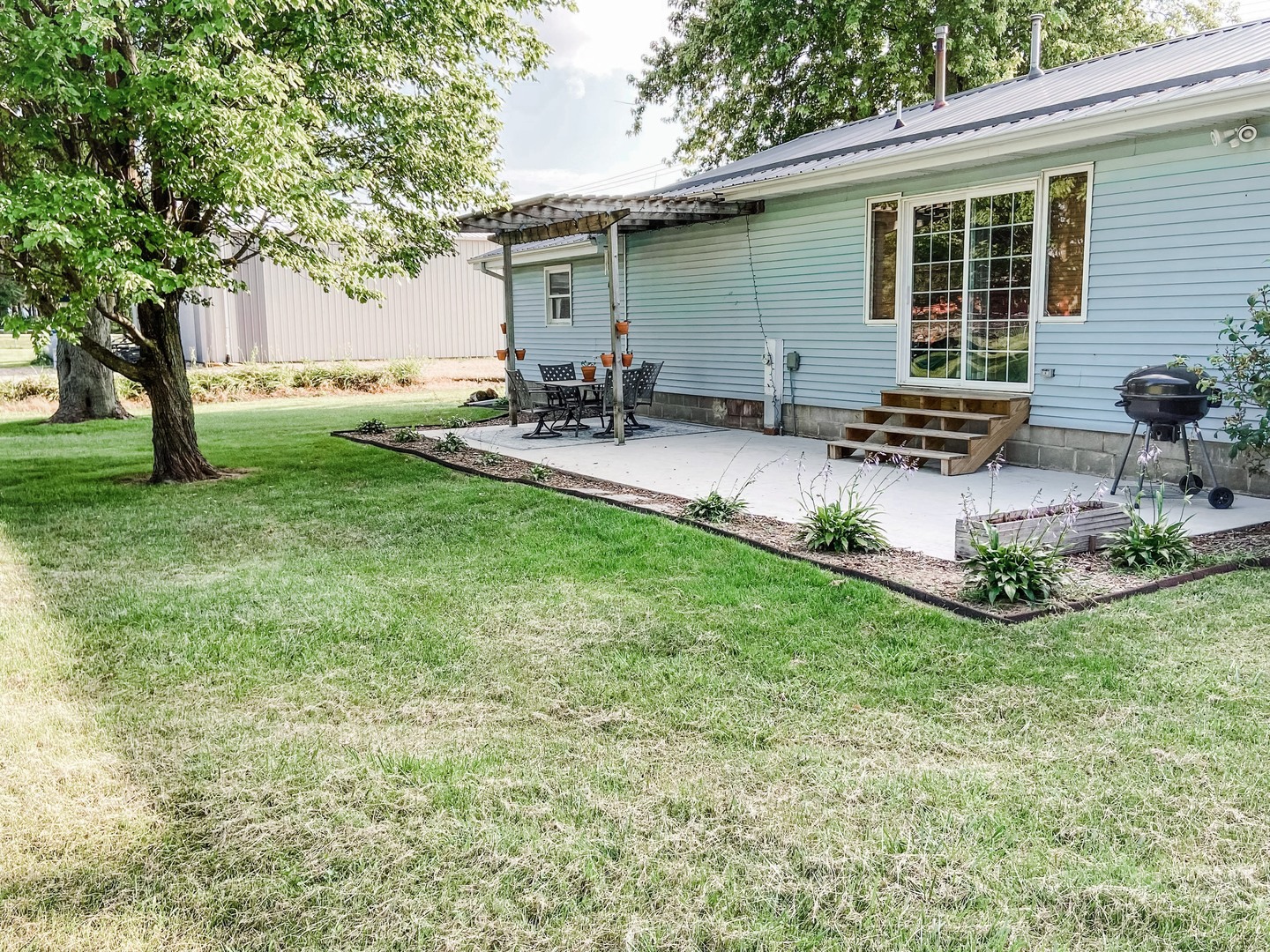 403 North Inlet Street Sublette, IL 61367 - Photo 4 of 21