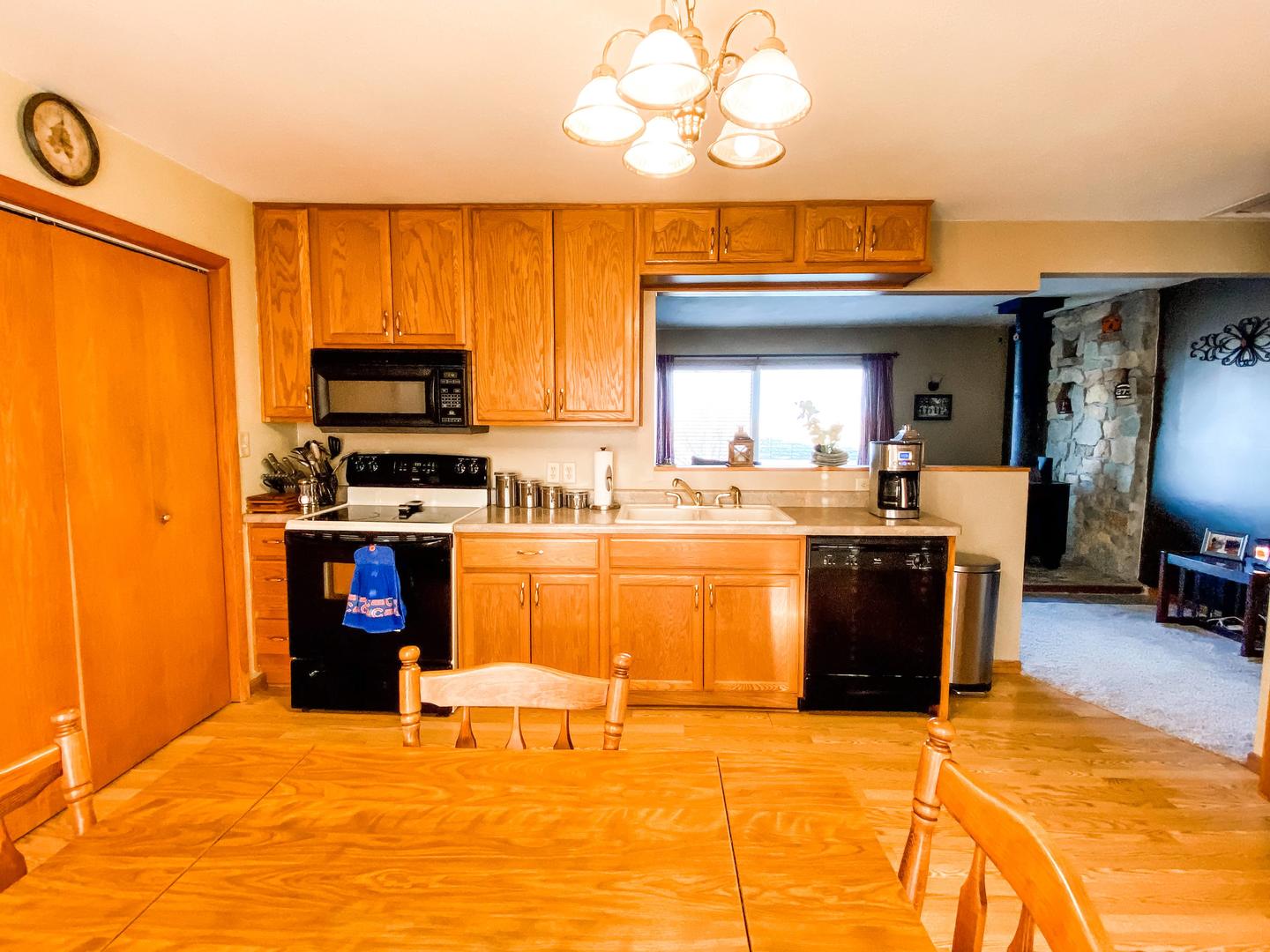 403 North Inlet Street Sublette, IL 61367 - Photo 8 of 21