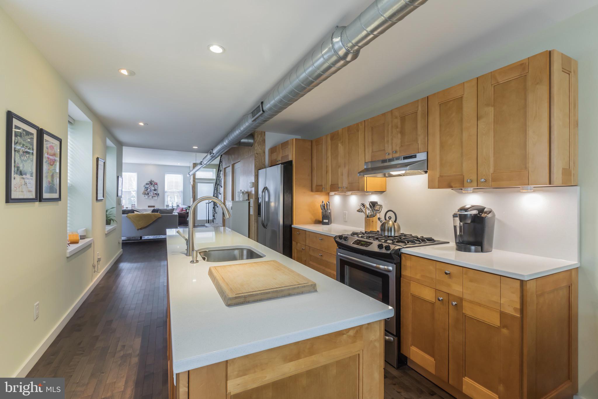 1737 Tasker Street Philadelphia, PA 19145 - Photo 11 of 41 Gallery Image 11
