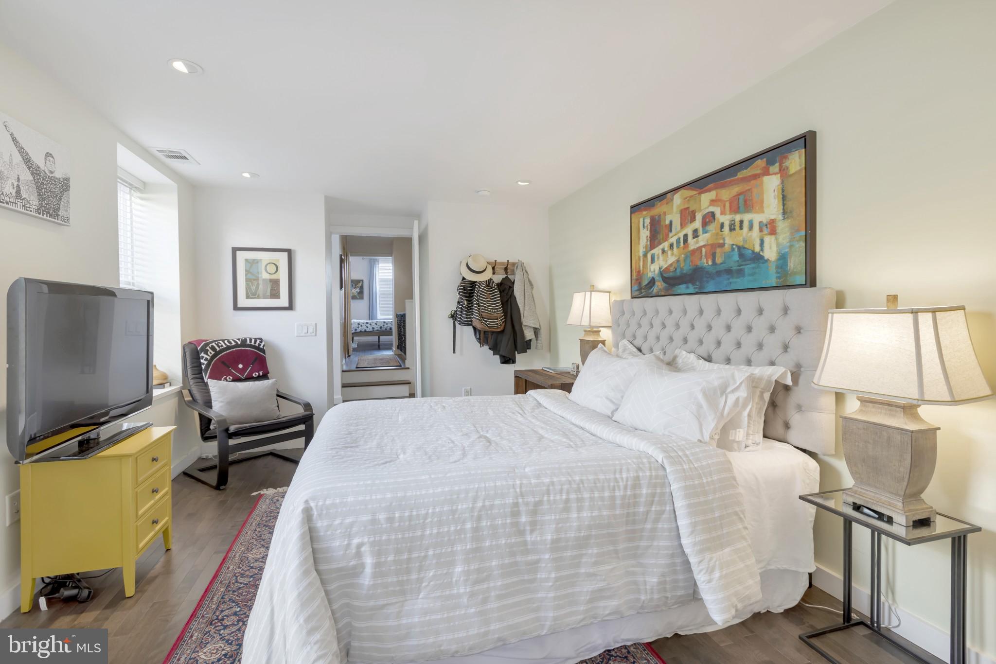 1737 Tasker Street Philadelphia, PA 19145 - Photo 19 of 41 Gallery Image 19