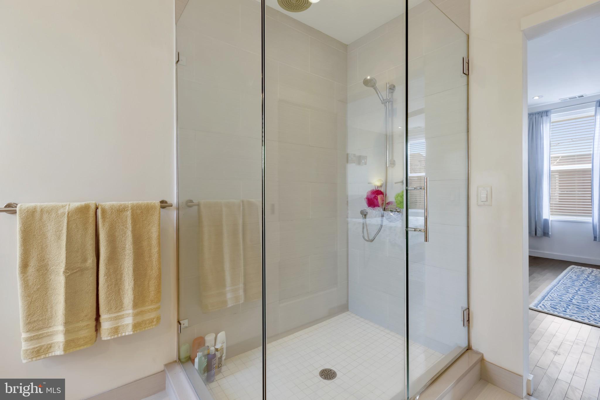 1737 Tasker Street Philadelphia, PA 19145 - Photo 27 of 41 Gallery Image 27