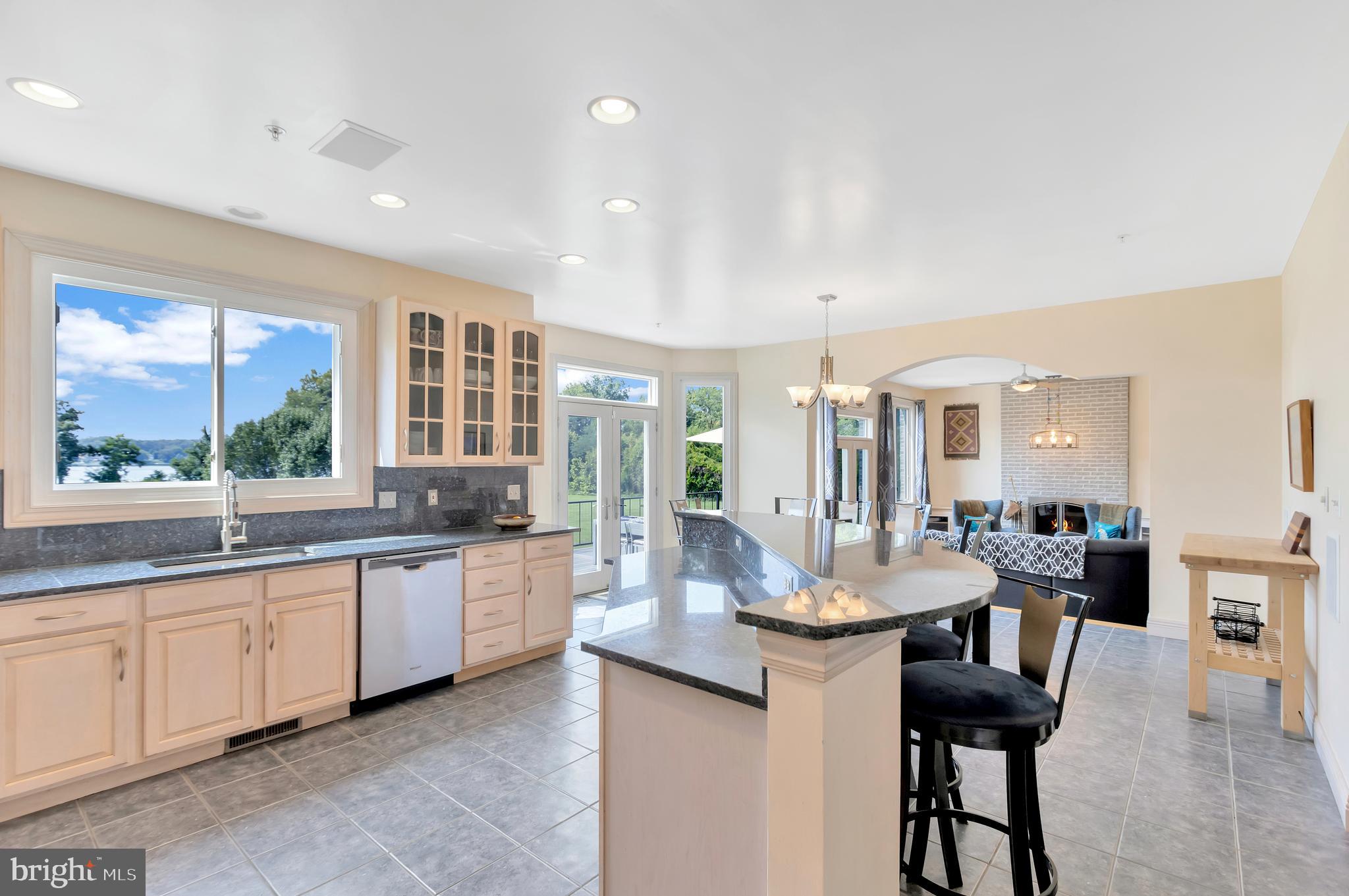 12103 Riverview Road Fort Washington, MD 20744 - Photo 16 of 88