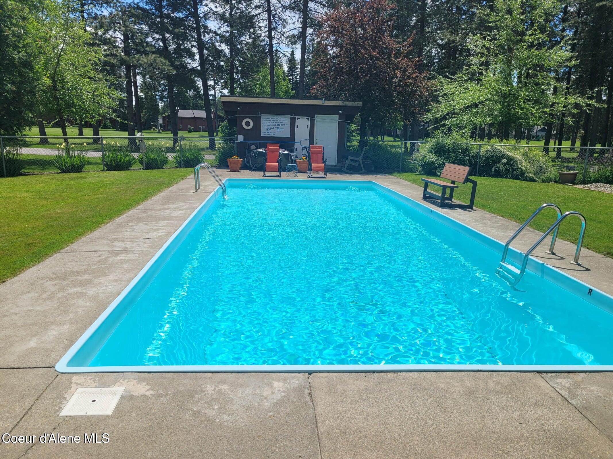 5305 West Fairway Lane, Unit 21 Rathdrum, ID 83858 - Photo 23 of 45 Evergreen Association Private Pool