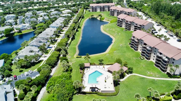 $7,500 | 401 Ocean Bluffs Boulevard, Unit 205, Jupiter, FL 33477