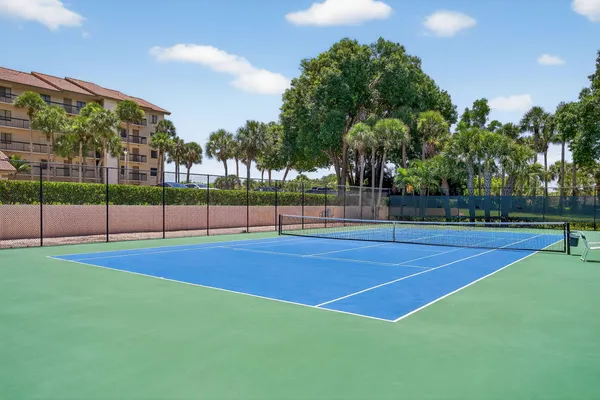 $7,500 | 401 Ocean Bluffs Boulevard, Unit 205, Jupiter, FL 33477