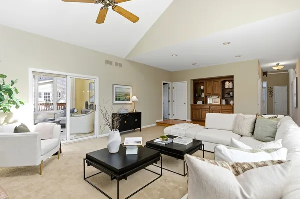 $1,125,000 | 4029 Broadmoor Circle, Naperville, IL 60564