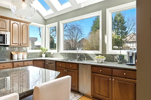 $1,125,000 | 4029 Broadmoor Circle, Naperville, IL 60564
