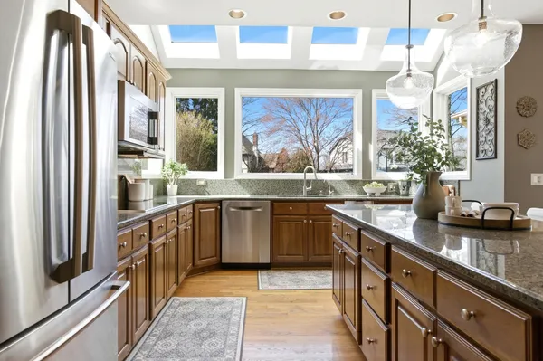 $1,125,000 | 4029 Broadmoor Circle, Naperville, IL 60564