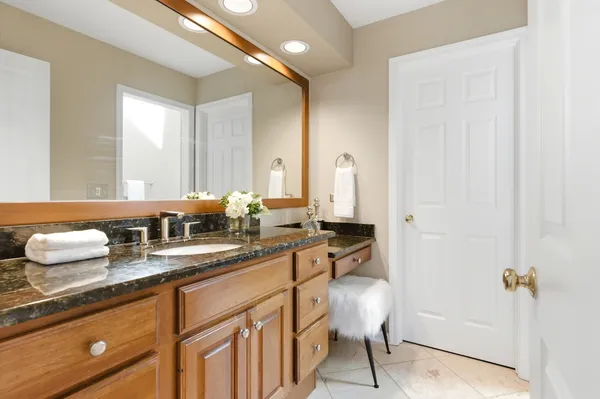 $1,125,000 | 4029 Broadmoor Circle, Naperville, IL 60564