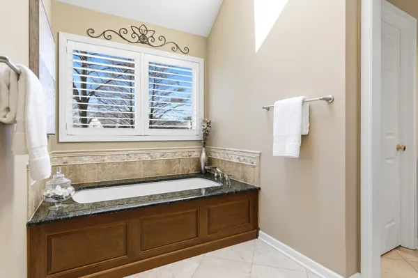 $1,125,000 | 4029 Broadmoor Circle, Naperville, IL 60564