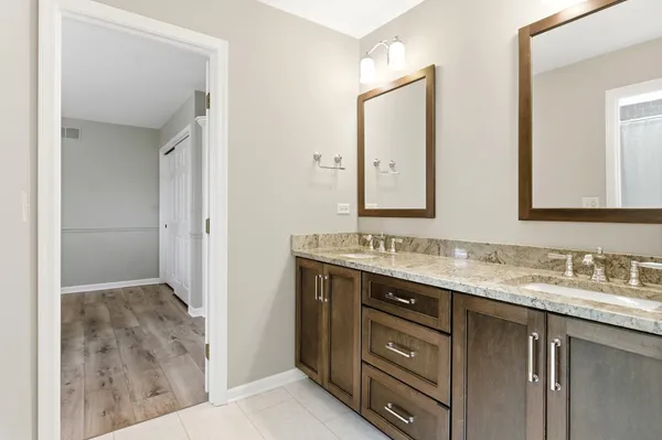 $1,125,000 | 4029 Broadmoor Circle, Naperville, IL 60564