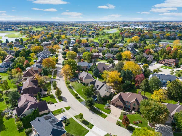 $1,125,000 | 4029 Broadmoor Circle, Naperville, IL 60564