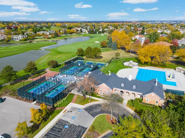 $1,125,000 | 4029 Broadmoor Circle, Naperville, IL 60564