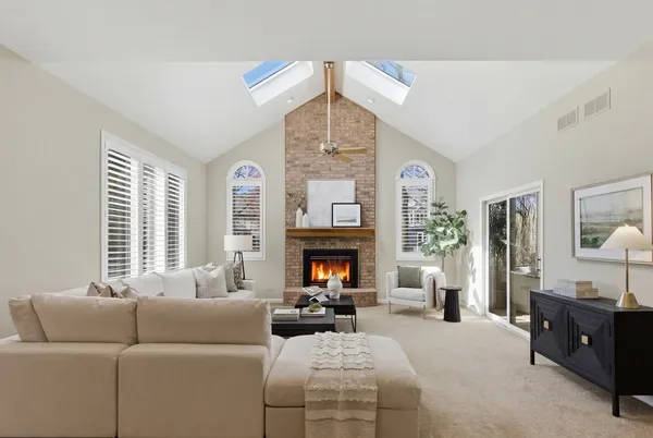 $1,125,000 | 4029 Broadmoor Circle, Naperville, IL 60564