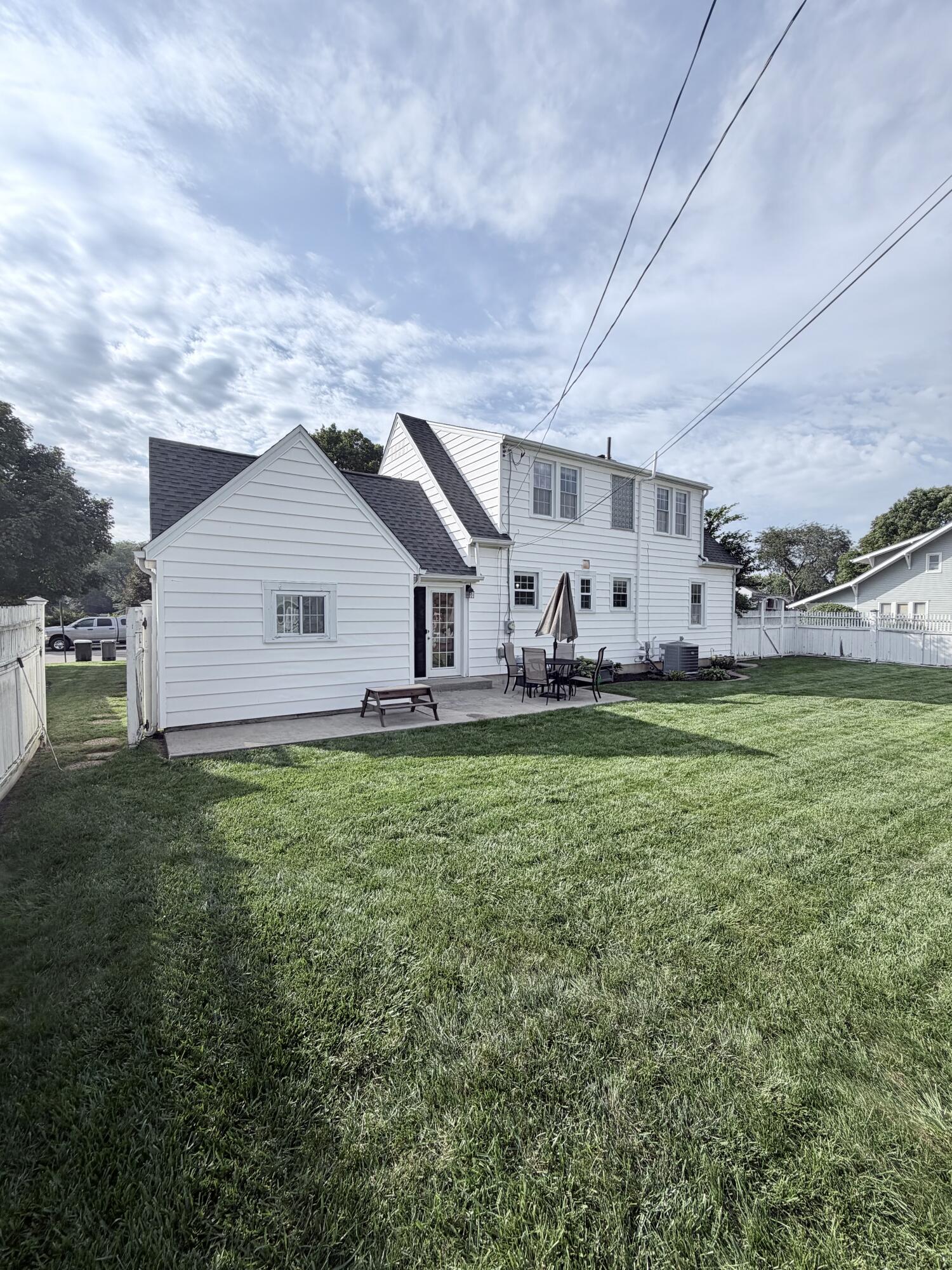 225 Penn Road Troy, OH 45373 - Photo 5 of 38 out6