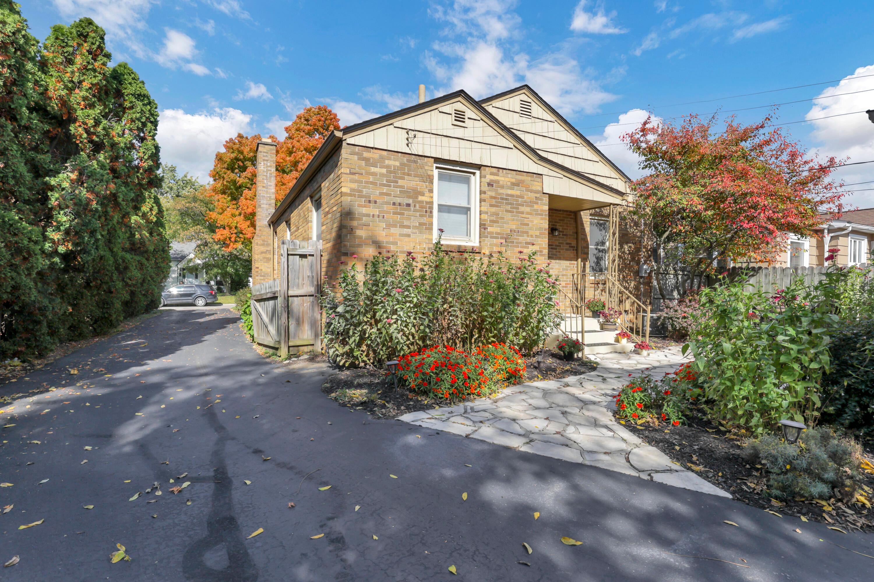 23 East Weisheimer Road Columbus, OH 43214 - Photo 44 of 50 0N4A3205