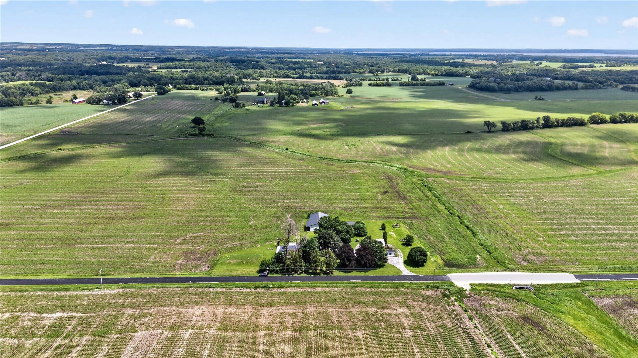 1270 Hillside Road Edgerton, WI 53534 - Photo 2 of 74