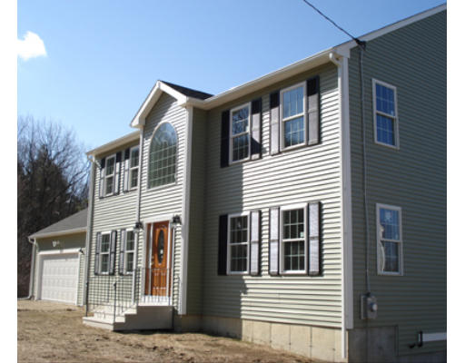 640 Southbridge Road Warren, MA 01083 - Photo 1 of 16