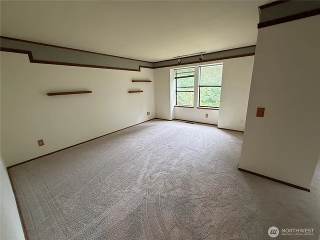 $3,500 | 10115 63rd Place West, Mukilteo, WA 98275