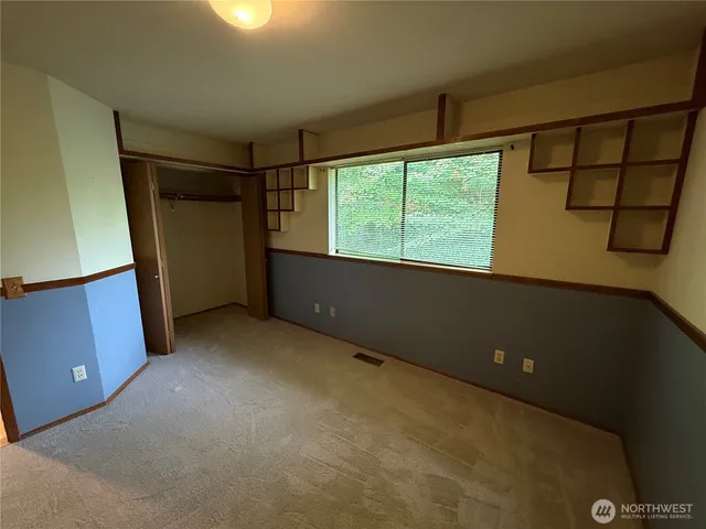 $3,500 | 10115 63rd Place West, Mukilteo, WA 98275