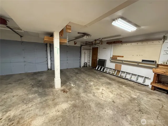 $3,500 | 10115 63rd Place West, Mukilteo, WA 98275