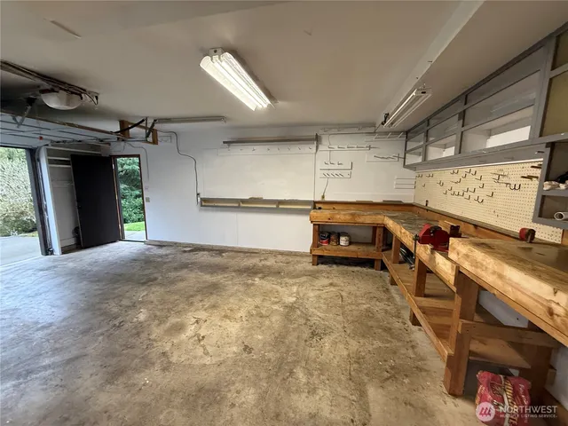 $3,500 | 10115 63rd Place West, Mukilteo, WA 98275