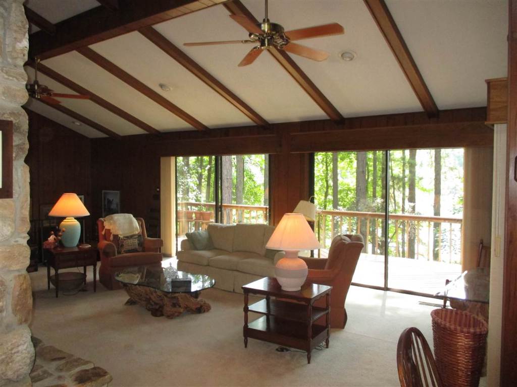 828 Keowee School Road Seneca, SC 29672 - Photo 5 of 35 Gallery Image 5