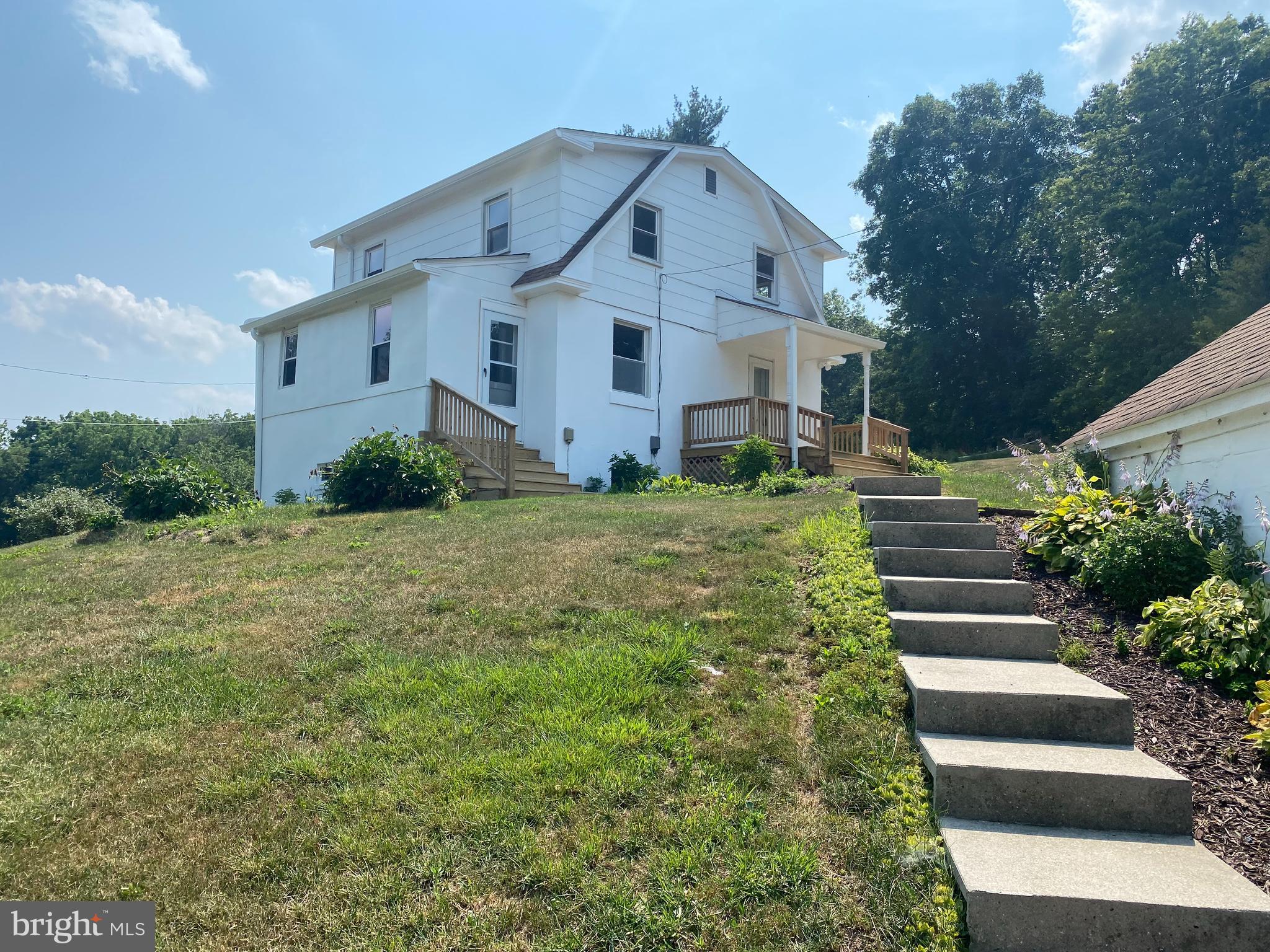 1580 Trolley Road Hanover, PA 17331 - Photo 1 of 37