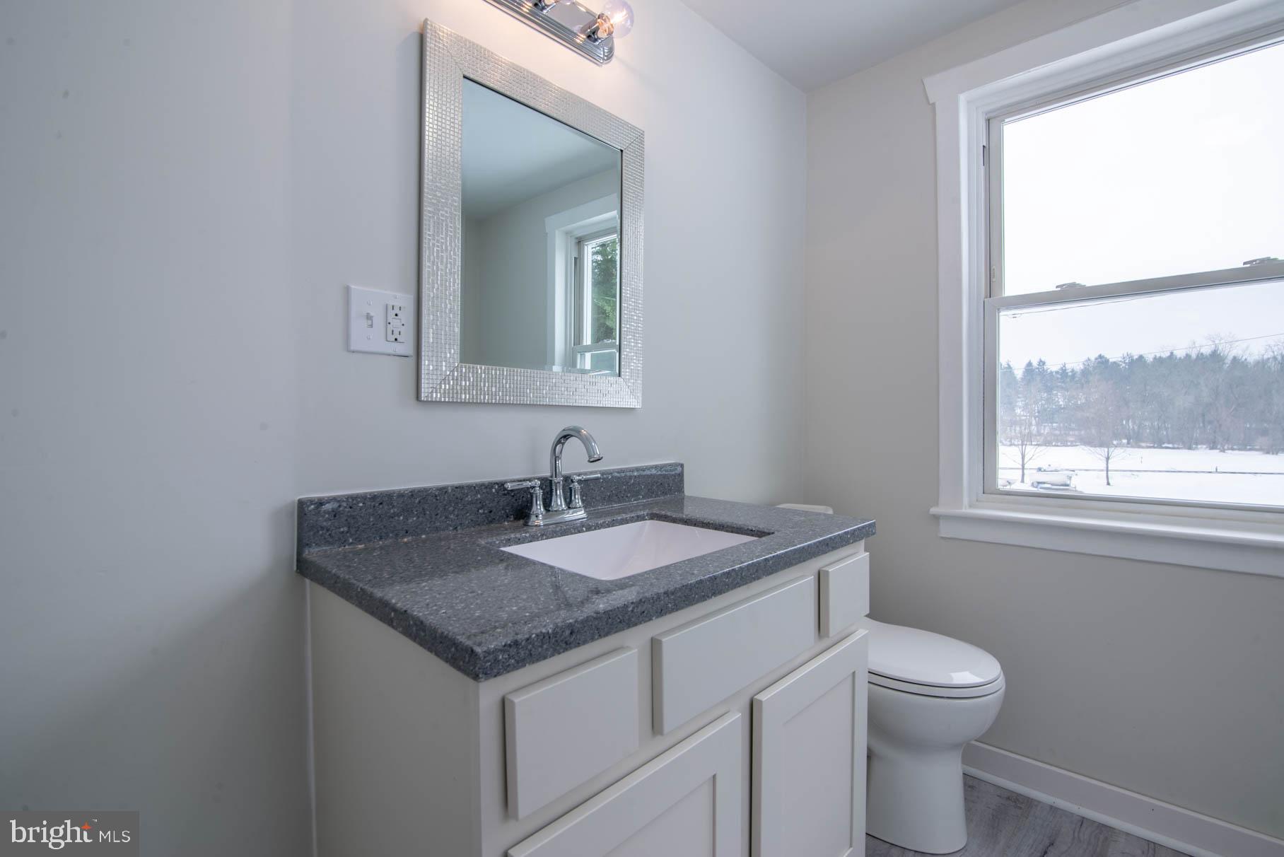 1580 Trolley Road Hanover, PA 17331 - Photo 13 of 37