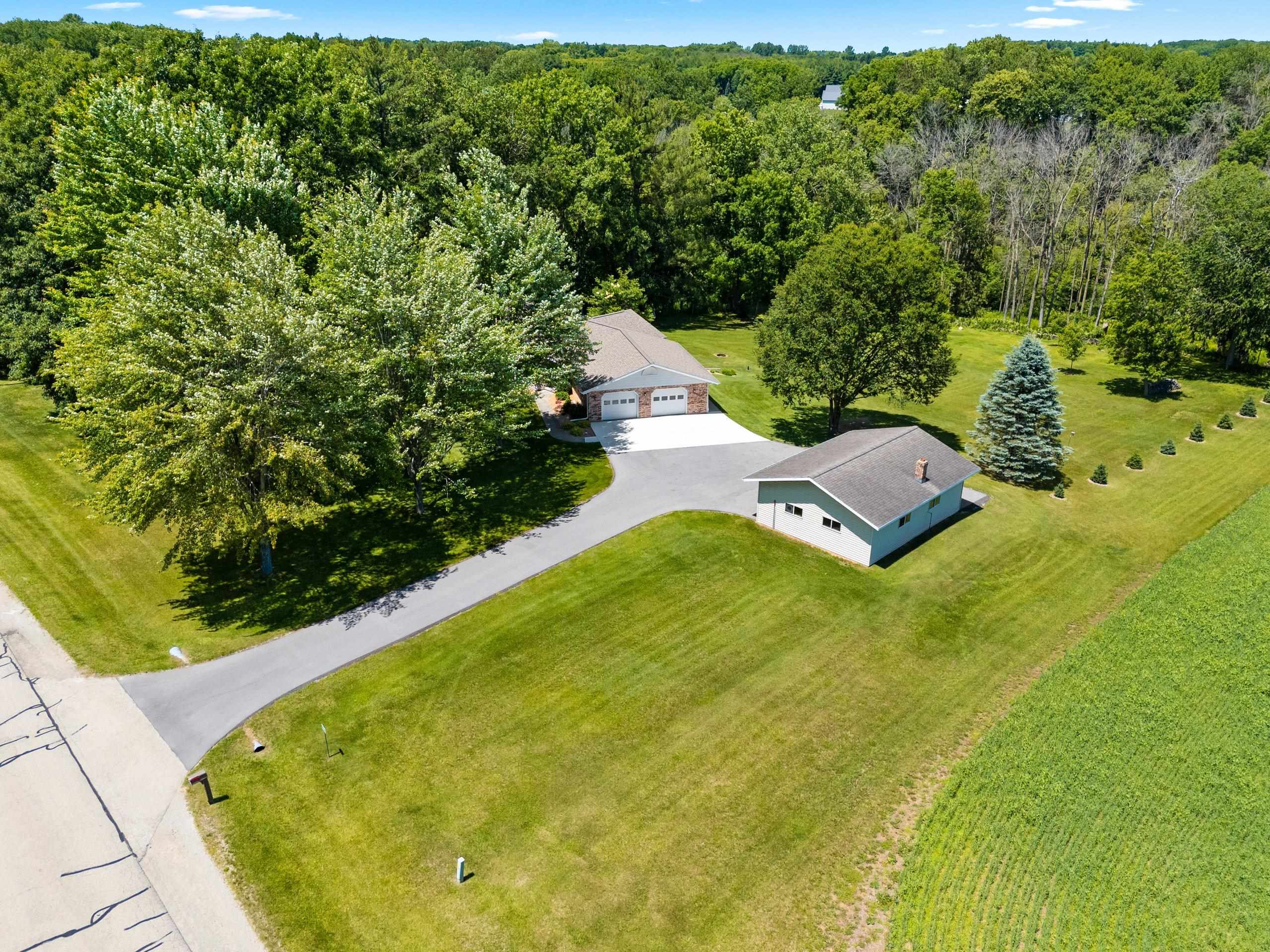 3685 Elmtree Road Suamico, WI 54313 - Photo 18 of 77