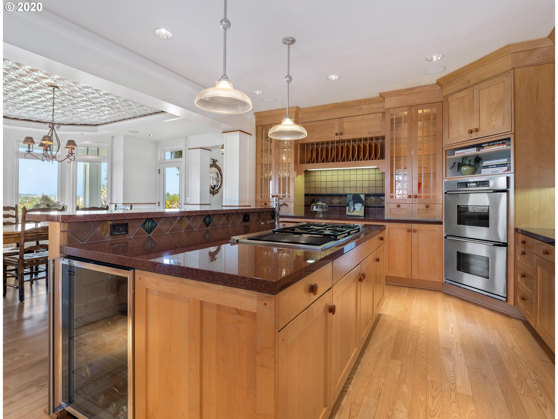 23885 Southwest Newland Road Wilsonville, OR 97070 - Photo 12 of 32 Gallery Image 12