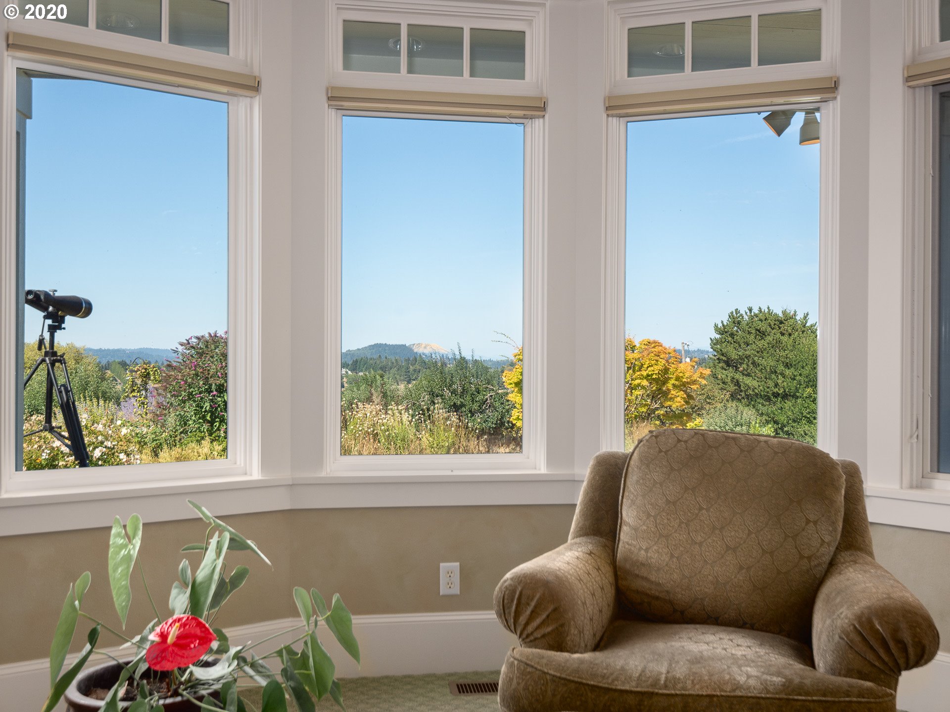 23885 Southwest Newland Road Wilsonville, OR 97070 - Photo 16 of 32 Gallery Image 16