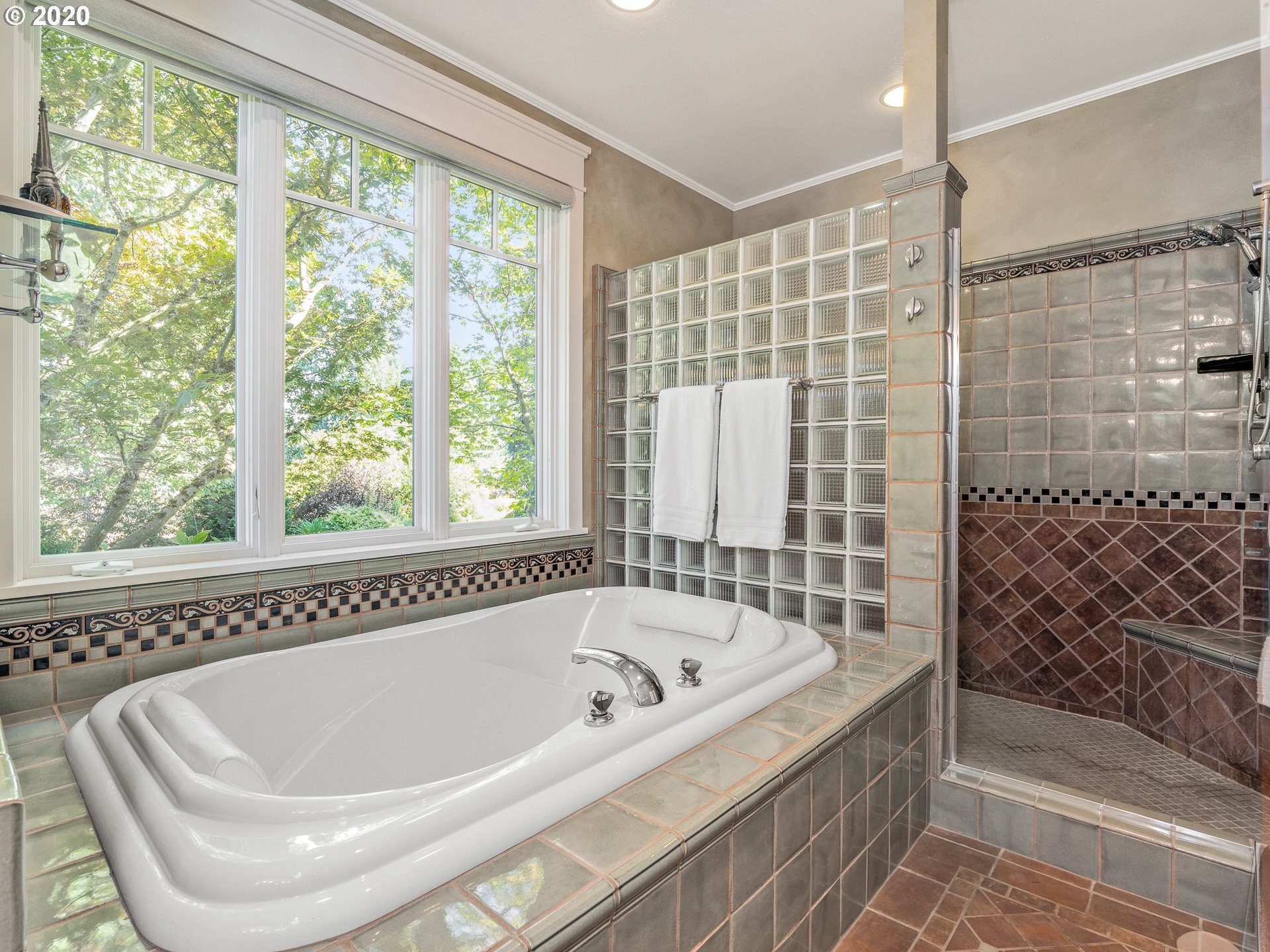 23885 Southwest Newland Road Wilsonville, OR 97070 - Photo 17 of 32 Gallery Image 17