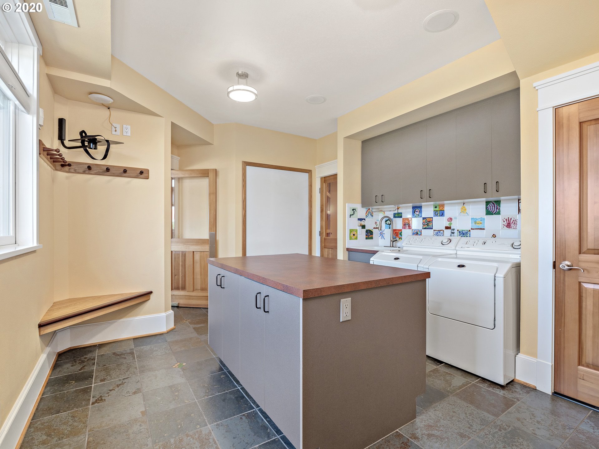 23885 Southwest Newland Road Wilsonville, OR 97070 - Photo 19 of 32 Gallery Image 19