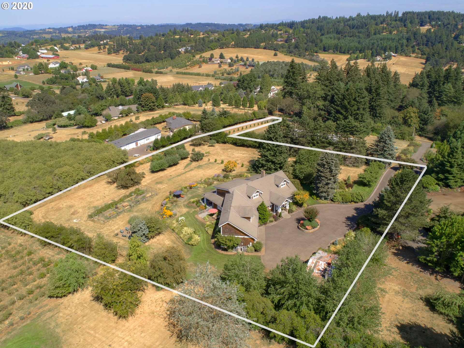 23885 Southwest Newland Road Wilsonville, OR 97070 - Photo 3 of 32 Gallery Image 3