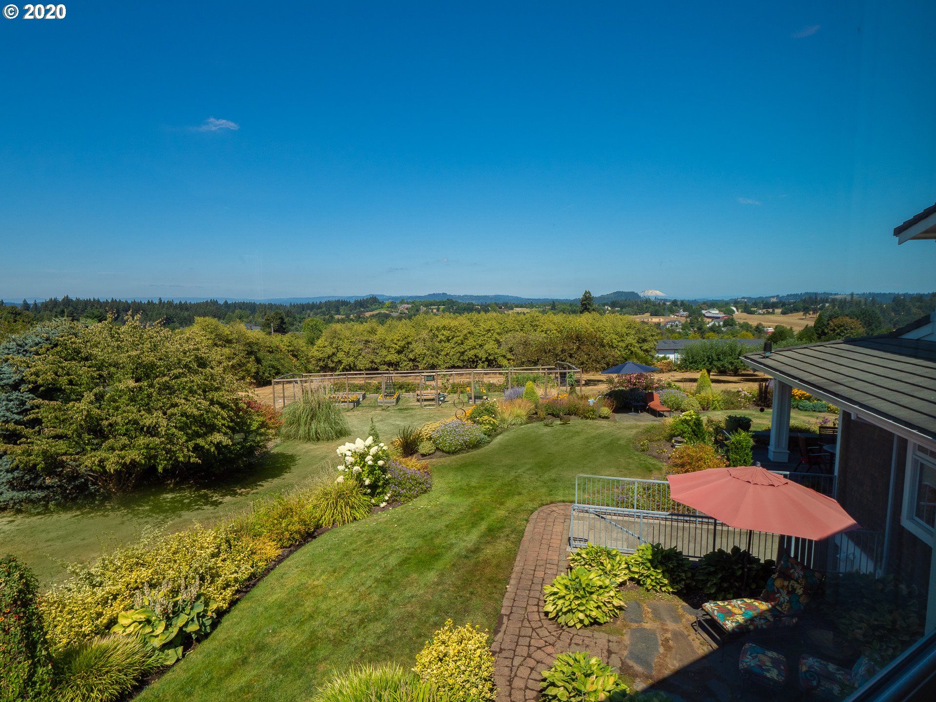 23885 Southwest Newland Road Wilsonville, OR 97070 - Photo 27 of 32 Gallery Image 27