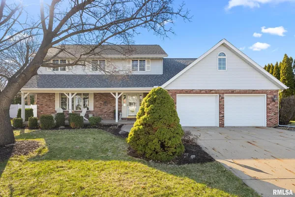 $455,000 | 121 Woodcrest Avenue, Morton, IL 61550