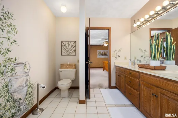 $455,000 | 121 Woodcrest Avenue, Morton, IL 61550