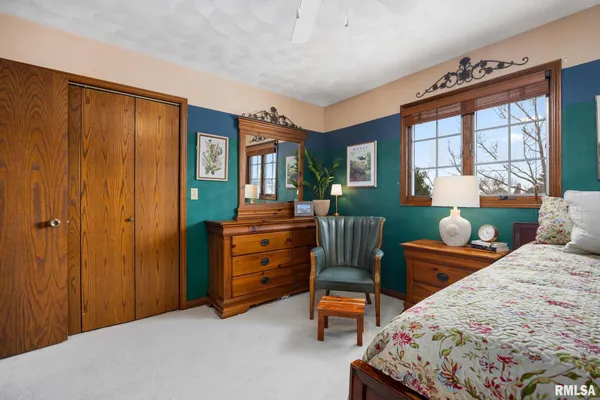 $455,000 | 121 Woodcrest Avenue, Morton, IL 61550