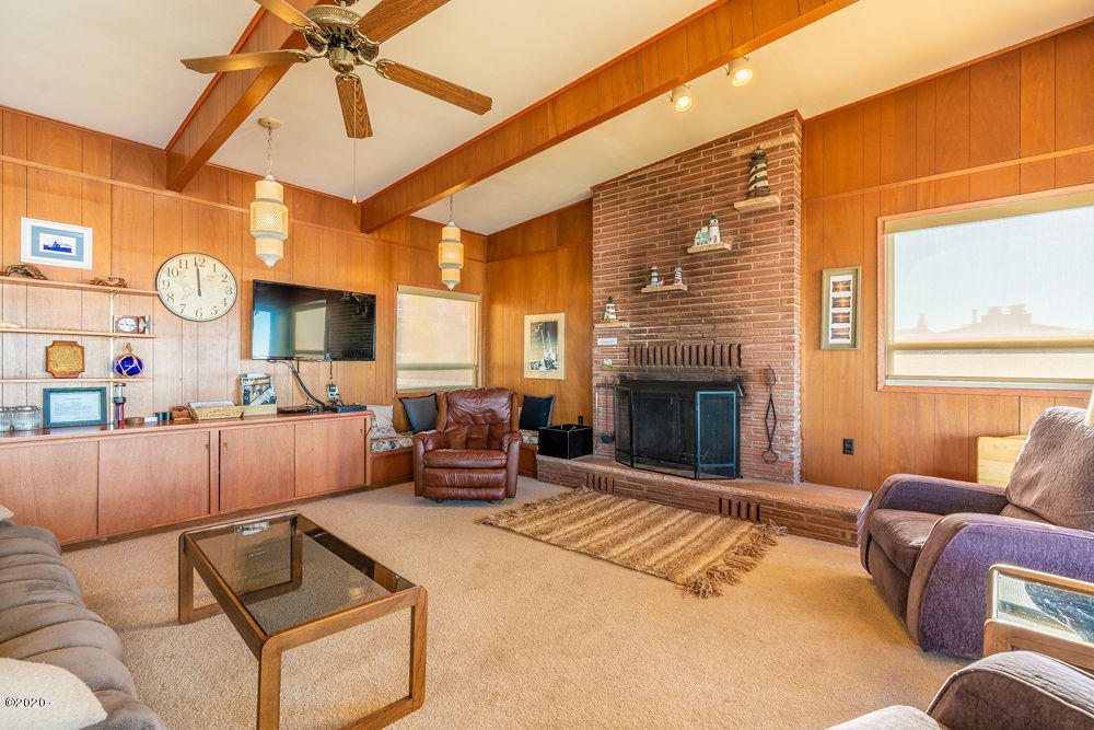 7131 Northeast Logan Road Lincoln City, OR 97367 - Photo 9 of 57 _DSC9612-HDR-SEO-YOUR-IMAGE